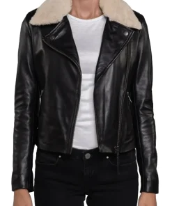 womens-fur-collared-black-faux-leather-moto-jacket