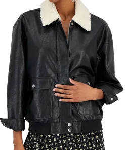 black-leather-jacket-with-fur-collar