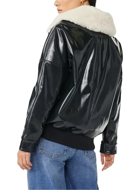 womens-oversized-black-faux-leather-jacket-with-faux-fur-collar