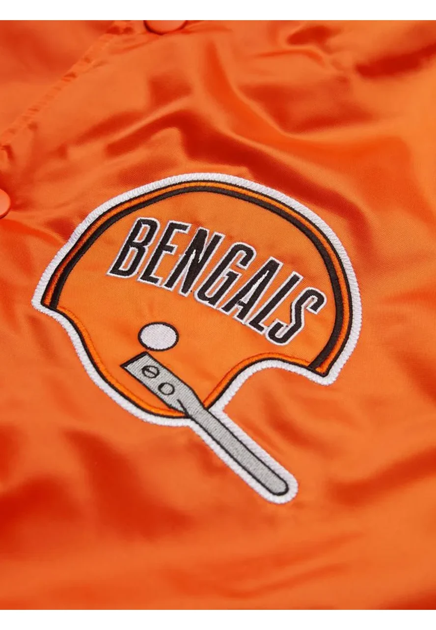 Starter Cincinnati Bengals Satin Jacket 5 starter-bengals-bomber-jacket