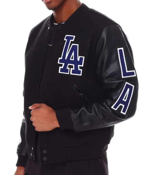 la-dodgers-black-jacket